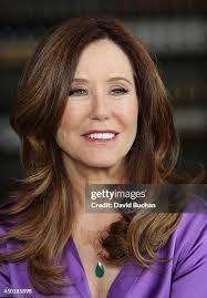 Mary Downen's Instagram, Twitter & Facebook