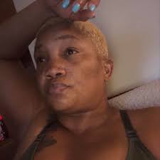 📺 Hollywood mogul #TylerPerry is going viral after revealing he fired his  own aunt and turned down a $1 million request from a family member, sending  a clear message about work ethic