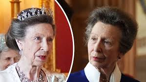 Nach 50 Jahren: Prinzessin Anne überrascht mit neuer Frisur