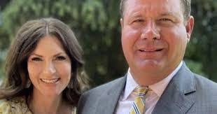 Courtney Dinan's Instagram, Twitter & Facebook