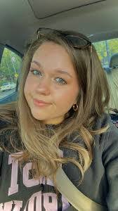 Riley Morgan's Instagram, Twitter & Facebook