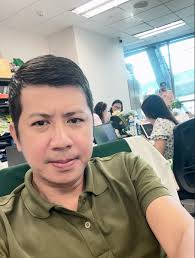 ល្ងាចនេះ​ មានគម្រោងទៅណាអត់​ សុំតោងកាលីបផង😁