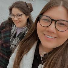 What is 30, flirty and thriving? This girl right here!!! Here is to an  amazing and inspiring person, that's has had my back through everything.  I'm so proud to see everything that