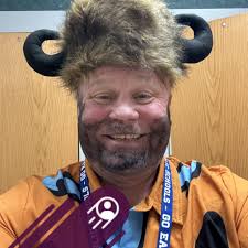 Are blue garlic pickles safe to eat?