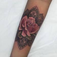 Beau dessins de tatouage femme mandala. Epingle Sur Tattoo Rose