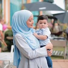 Maybe you would like to learn more about one of these? Pujaan Hati Kanda Raya 2 Hari Lagi Hot Fm