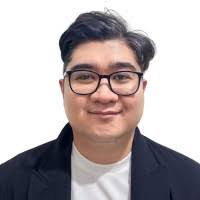 Ryan Marcelino's Instagram, Twitter & Facebook