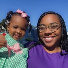 Lexie Thomas (@averimuvaa) • Threads, Say more