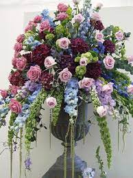Floral Display Chelsea Flower Show London Uk Large Flower Arrangements Large Floral Arrangements Church Flower Arrangements