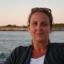 Jill Pedersen's Instagram, Twitter & Facebook