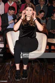 She is an actress, known for without us (2021), titel, thesen, temperamente (1967) and. 12 Luisa Neubauer Ideen Klimaschutz Vollpfosten Doppelmoral