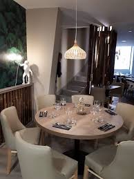 Cascarbar Restaurant In France Edison Bulb Light Fixtures Edison Light Bulbs Industrial Lamp