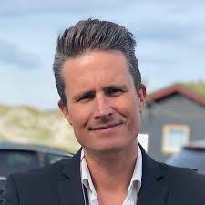 Rene Burger's Instagram, Twitter & Facebook