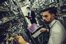 شرح وظایف شغل کارشناس شبکه و مسیر مدیر مسئول شبکه شدن چیست؟ - سایت استخدام  مهندس کامپیوتر و برنامه نویس وب و کارشناس شبکه نرم افزار