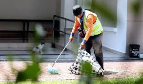 Search new normal jobs vacancies and find your next career opportunity at upal.com.my. Rawang Man Takes Up Part Time Job As Road Cleaner So He Can Afford To Feed Stray Cats