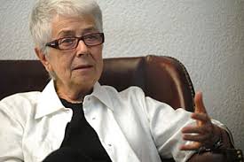 Entrevista a Elvira Rocha