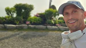 Picknicking with friends at Stoney Creek in Bedford County