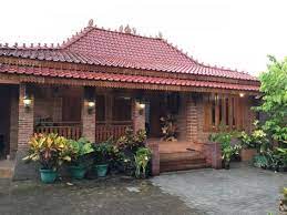 Pemilihan warna cat rumah yang tepat membuat rumah anda makin bagus, lalu warna apa yang bagus untuk rumah minimalis? 25 Inspirasi Desain Rumah Adat Jawa Tengah Klasik Dan Modern