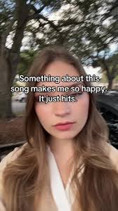 Doooo doo doo doo doooo doo doo dooo #happy #songs #feelinggood #happiness  #work #listening #relatable #fyp #foryou #viral #music