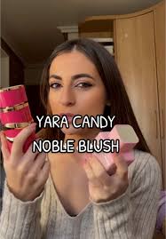Reseña de perfumes: Noble Blush y Yara Candy