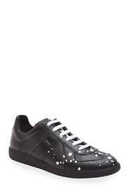 Buy maison margiela shoes and get free shipping & returns in usa. Margiela Shoes Sneakers For Men At Neiman Marcus