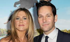 The curse of michael myers (1995) birthday: Jennifer Aniston Has Pillow Fight With Paul Rudd In Incredible Throwback Hello