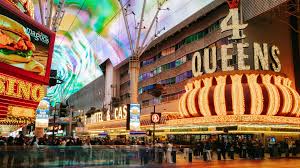 拉斯维加斯市区的弗里蒙特街大体验步行街| Expedia