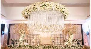 Cek beberapa contoh dekorasi pernikahan minimalis berikut. 10 Dekorasi Akad Nikah Di Rumah Konsep Sederhana Hingga Glamor