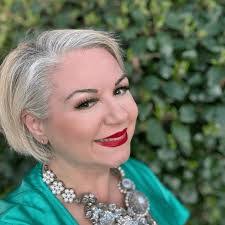 Patty Pappas's Instagram, Twitter & Facebook