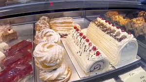 Und selbstgebackener kuchen enthält sicher hochwertigere zutaten als gekaufter. Backerei In Bitterfeld Veit S Backparadies