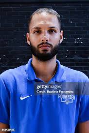 24 Photos & High Res Pictures