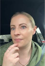 I just want a pair of wide leg jeans for a short legged girly! 🤣 #jeans  #petite #clothing #trousers #fyp