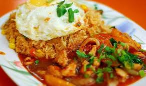 Nasi Goreng Usa Fried Rice With Fried Egg Telur Mata Daging Masak Merah Nasi Goreng Makanan Pedas Resep Makanan