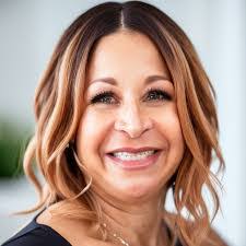 Roslyn Franklin's Instagram, Twitter & Facebook