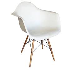 Eames Daw Fiberglass Armchair W Dowel Base For Herman Miller Rocking Chair Makeover Vintage Chairs Makeover Vintage Dining Chairs