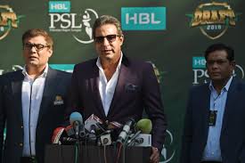 Wasim akram biography & biodata: Sarfraz Nawaz Makes Insanely Shocking Claim About Wasim Akram S Family