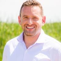 100+ perfiles de «Corey C»