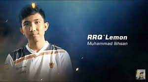 There were between 18 and 26 people killed all together. Apa Bahasa Inggrisnya Ayah Saya Bekerja Sebagai Karyawan Swasta Brainly Co Id