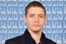 Who is Chloe star Billy Howle?