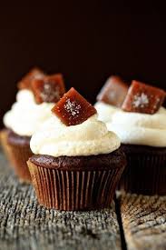 Chocolate Cupcakes Filled With Homemade Caramel Sauce Topped With Vanilla Buttercream And Finished With A Ho Desserts Caramel Cupcakes Salted Caramel Cupcakes