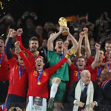 O mundo conheceu hoje o mais novo campeão mundial de futebol. Tres Selecoes Que Nao Venceram Na Estreia E Levantaram A Taca Futebol Fera