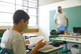 Aulas particulares de inglês com professores nativos. Justica Barra Volta As Aulas Presenciais Nas Redes Publica E Privada Em Sao Paulo Jovem Pan