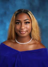 Extraordinary Teens: Born to Make History