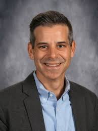 Please help the D118 Human Resources Department welcome Mr. Justin Thorlton  to the HR Department as the Assistant Director of Human Resources. The D118  HR Department is excited to work with Mr.