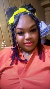 Antoinette Sewell's Instagram, Twitter & Facebook