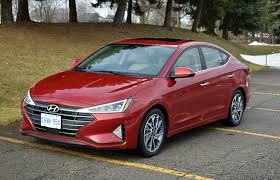2019 hyundai elantra versus the competition which is better: Car Review 2019 Hyundai Elantra Driving
