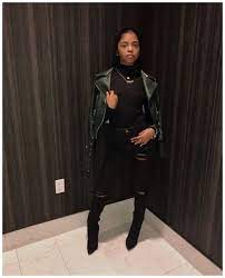 60 Trendy Winter Outfits To Help To Level Up Your Winter Style Educabit Fashion Fashion Outfits Trendy Outfits Winter