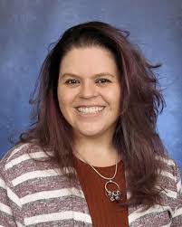 Ellen Whiteside's Instagram, Twitter & Facebook