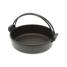 Iwachu 410 699 Iron Sukiyaki Pan Small Find Out More About The Great Product At The Image Link Sukiyaki Cast Iron Beef Sukiyaki Recipe