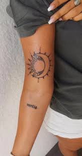A Moment On The Lips A Lifetime On The Hips Quote Meaning 148 Zodiac Tattoos For Every Zodiac Sign That Ll Leave You Starstruck 15 Modern House Design Simplistic Tattoos Tattoos Hand Tattoos